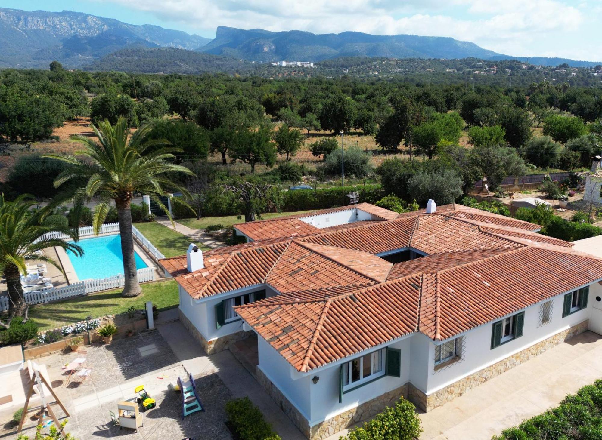 Ideal House For Two Families With Pool And Barbecue Plamanyola Dış mekan fotoğraf