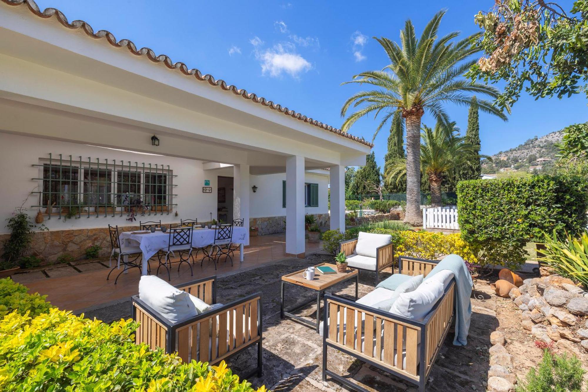 Ideal House For Two Families With Pool And Barbecue Plamanyola Dış mekan fotoğraf
