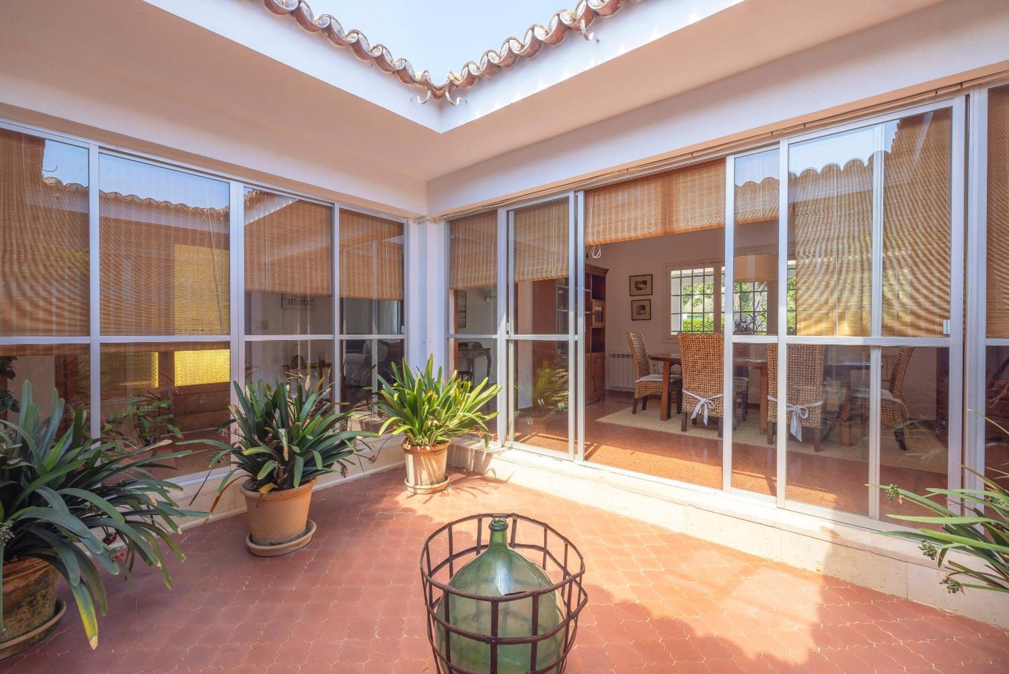 Ideal House For Two Families With Pool And Barbecue Plamanyola Dış mekan fotoğraf